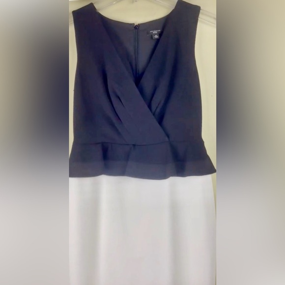 Ann Taylor Petite Black & White Sleeveless Peplum Dress Surplice Top Size 2 P - Picture 3 of 17